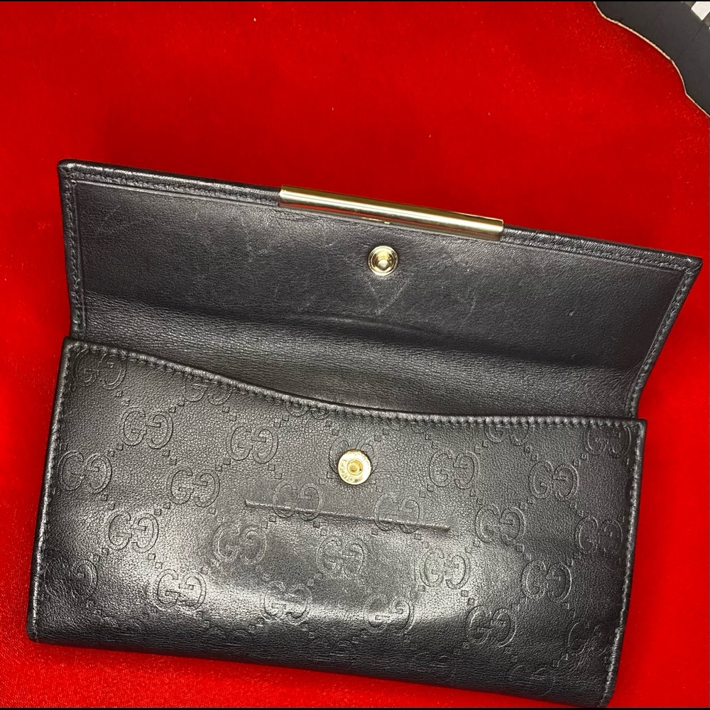 ♥️♥️SOLD♥️♥️ Black Guccissima Leather Embossed - Picture 5 of 12